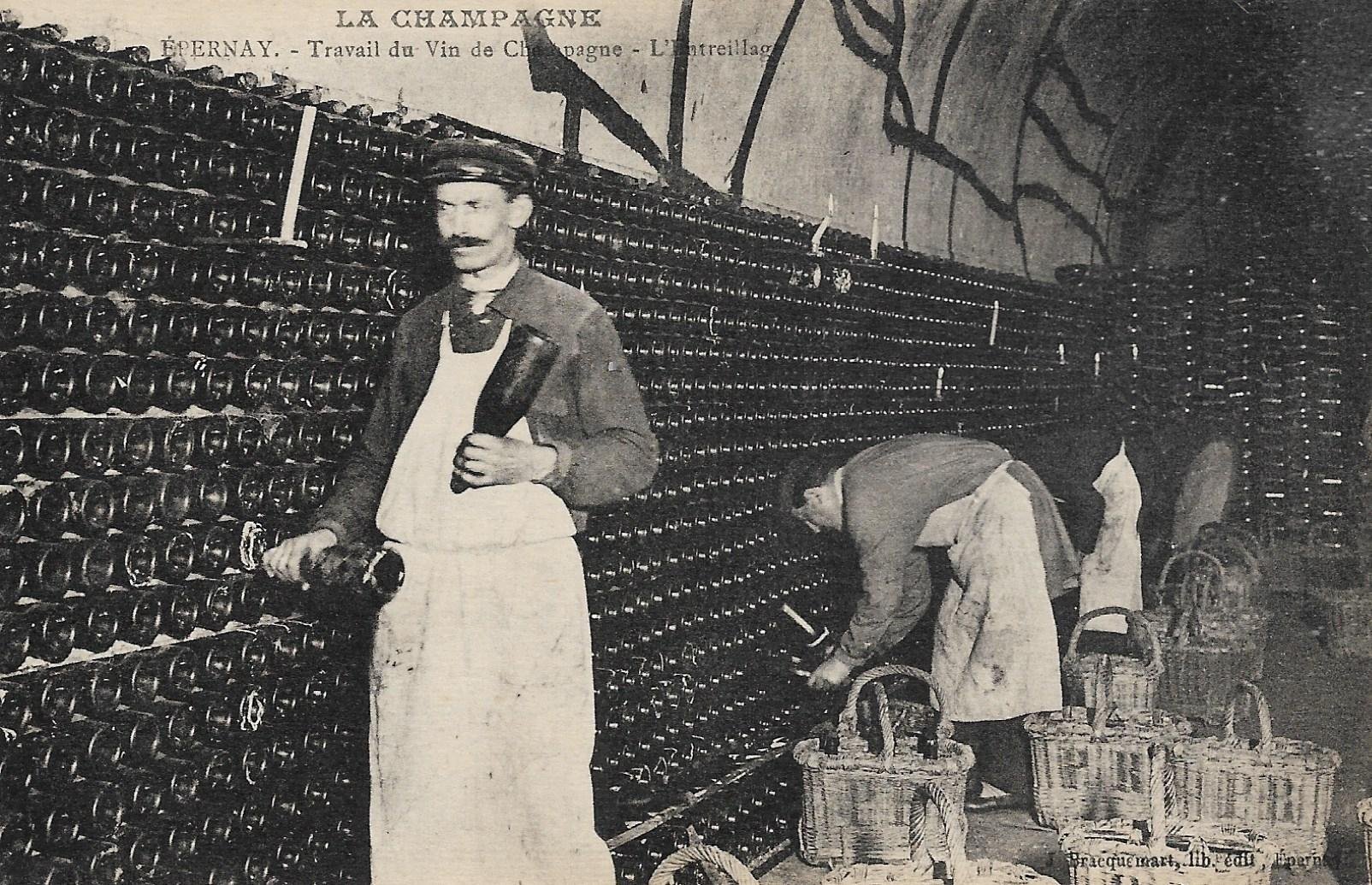 /France/FR_place_1903-1938_EPERNAY - LA CHAMPAGNE - Travail du Vin de Champagne - L'Entrelisage.jpg